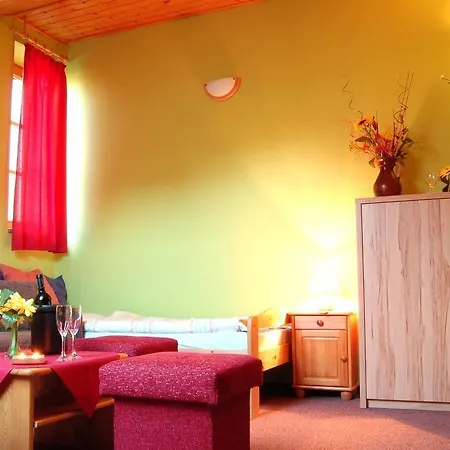 库科利巴斯特凡膳食公寓 招待所 波普拉德